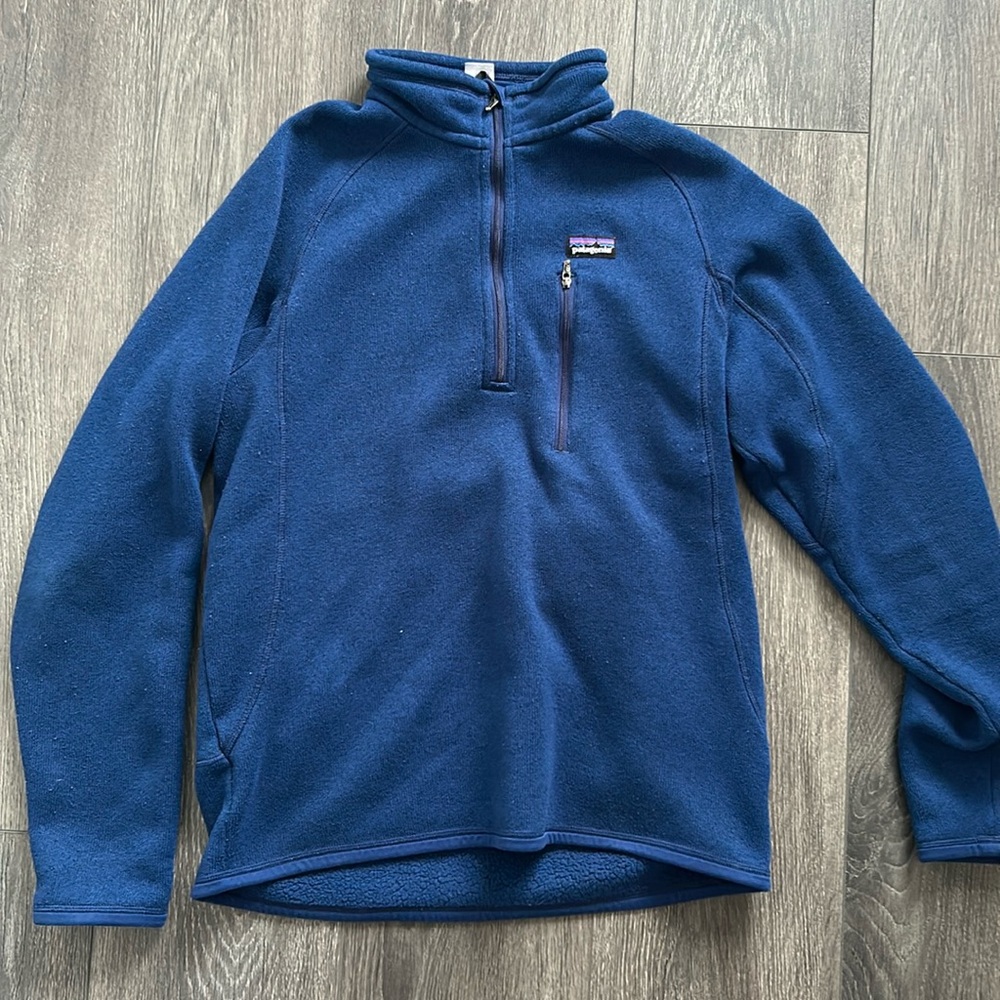 Medium men’s Patagonia sweater